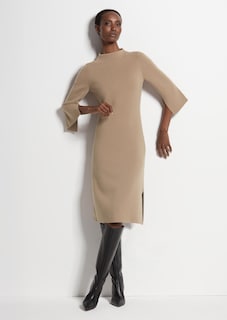 Knitted dress thumbnail 1