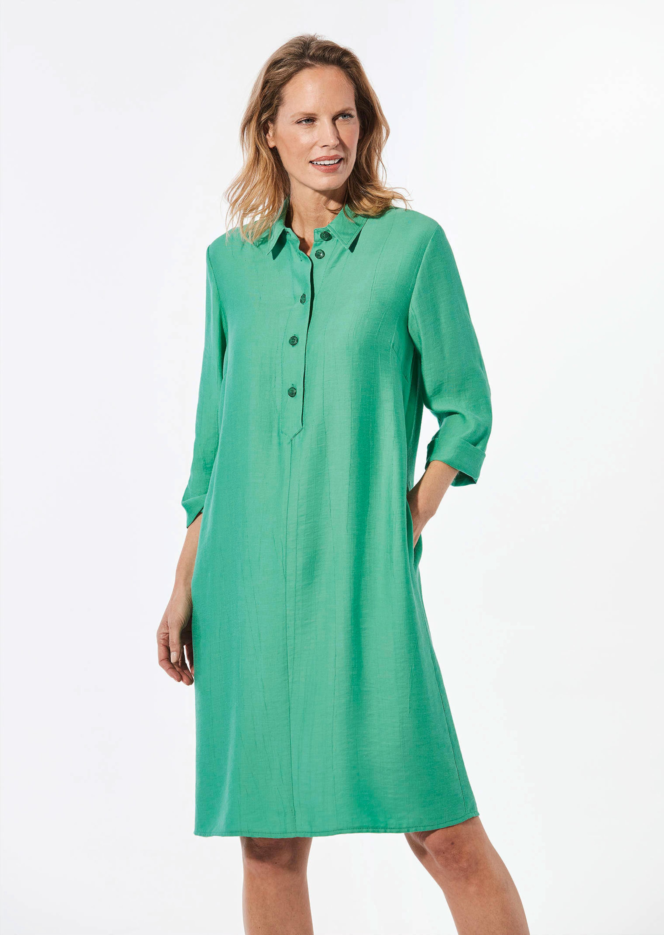 Kleid mit Hemdkragen