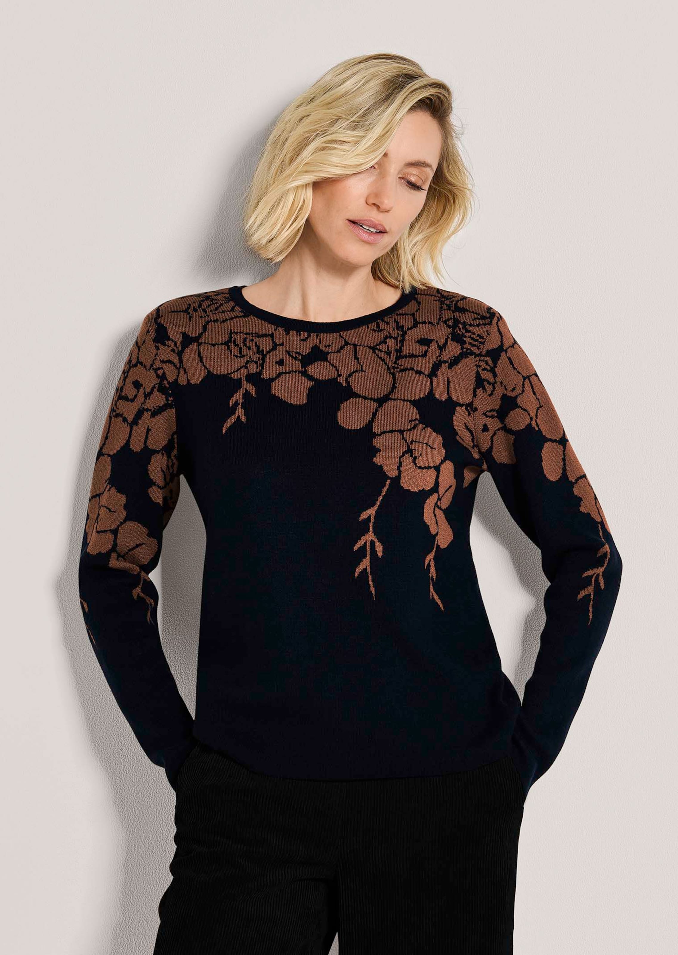Trui met bloemenprint