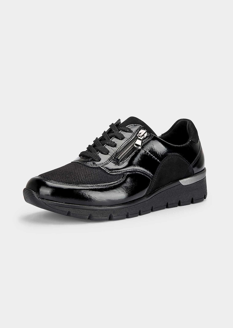 Sneaker mit luftgepolsterter Laufsohle