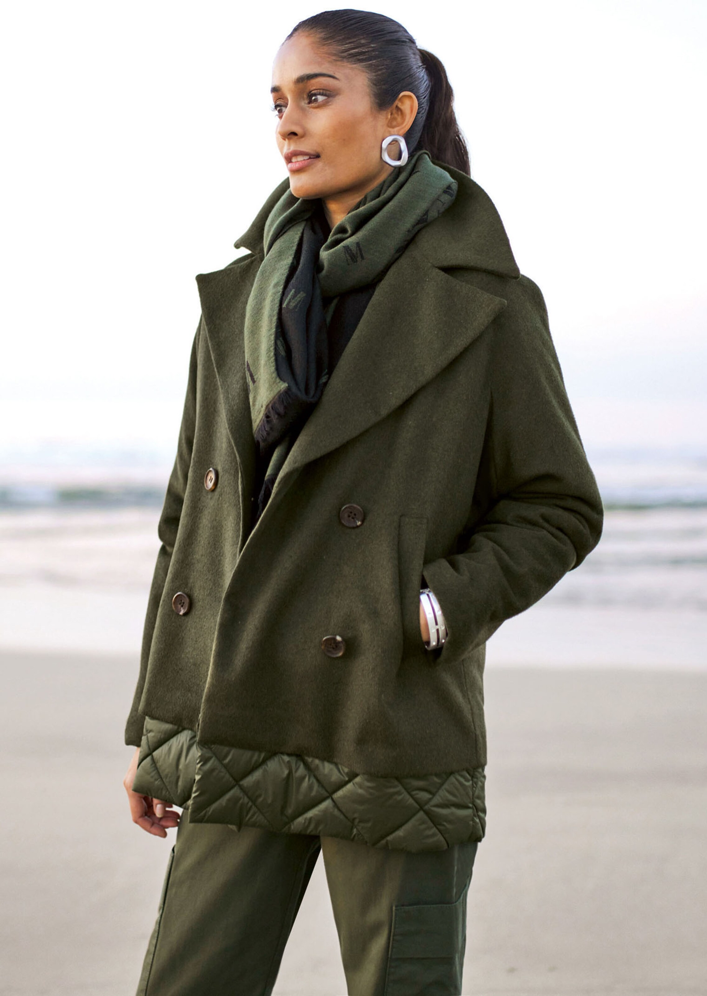 Cabanjacke mit abnehmbarem Steppbesatz
