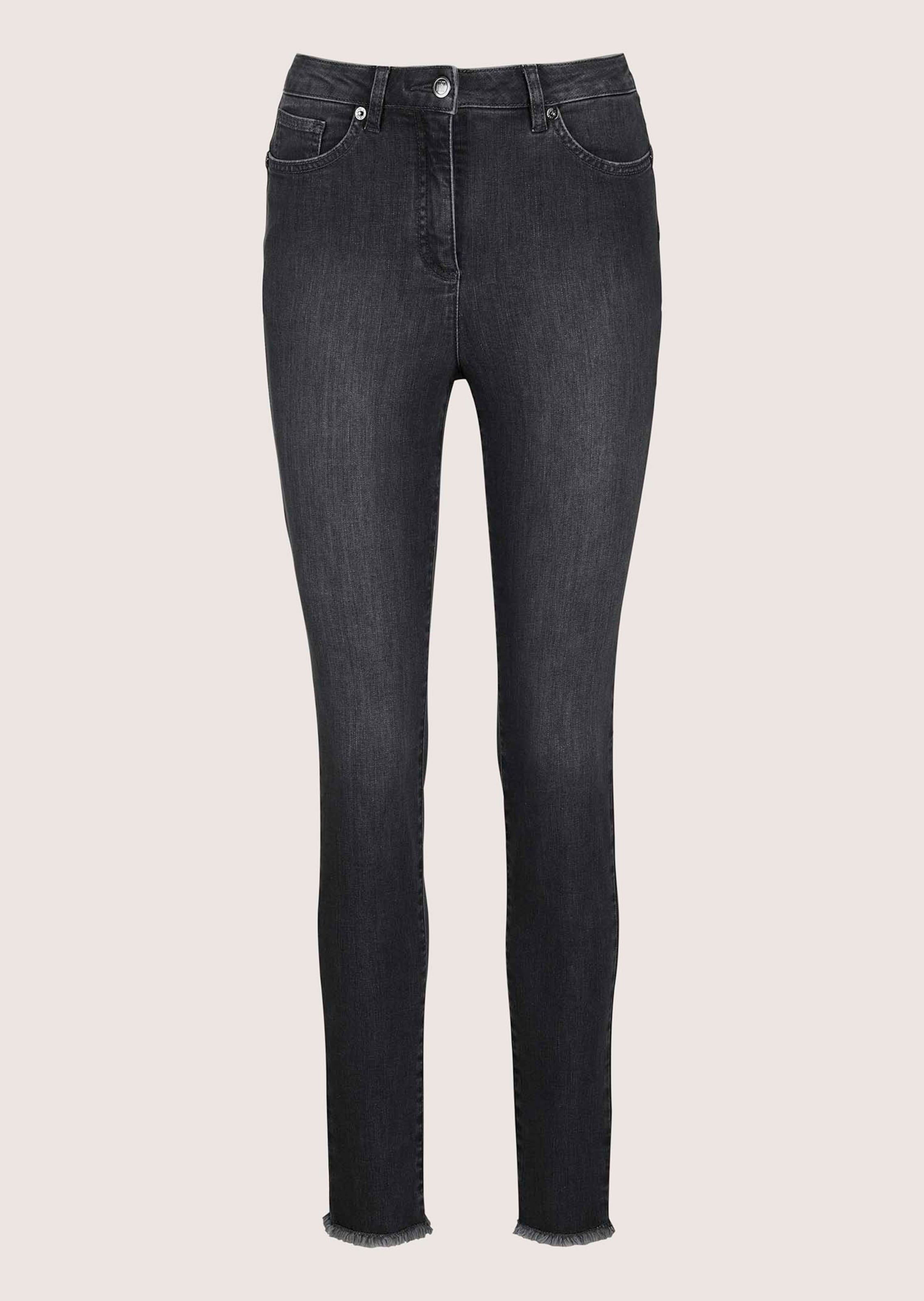 Jeans mit feinem Fransensaum thumbnail 7