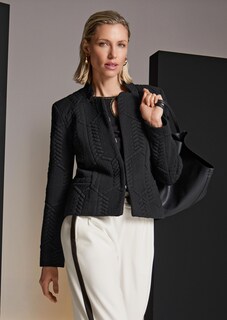 Kurzer Jersey-Blazer mit Zopfmuster thumbnail 1