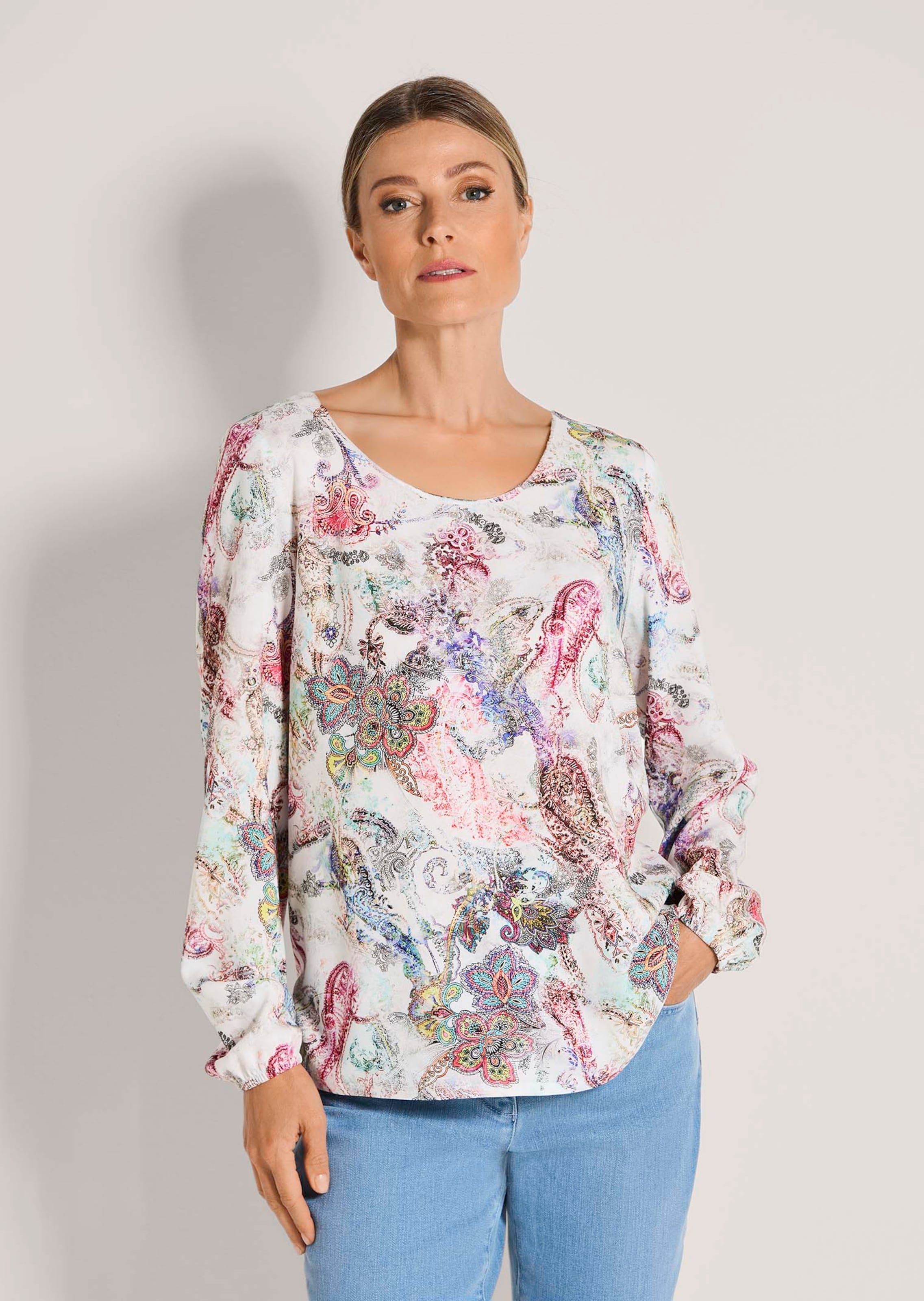 Viskosebluse mit Fantasieprint