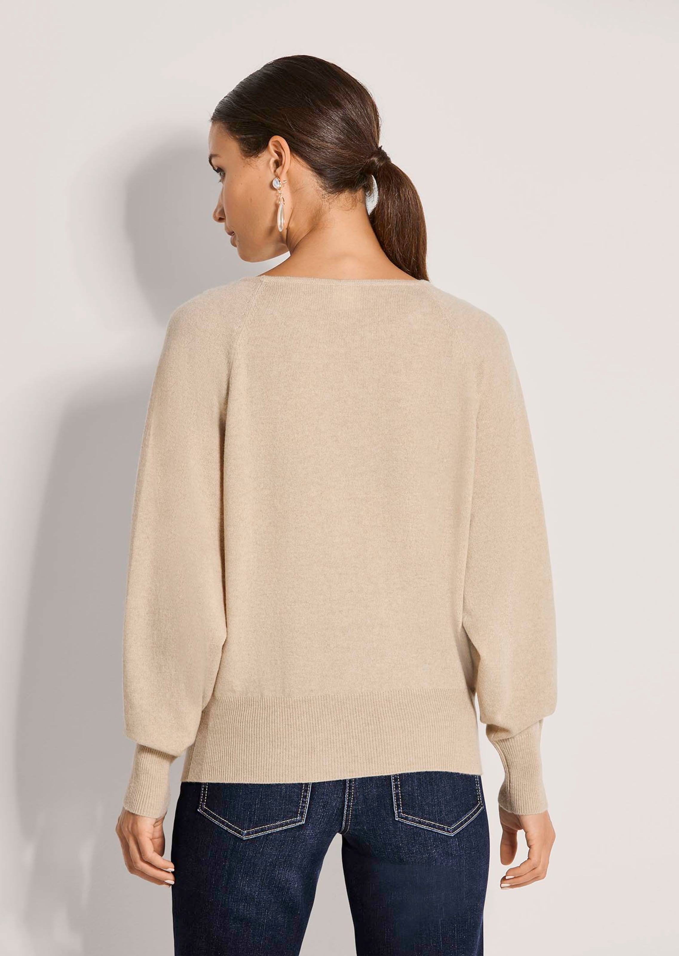 Kaschmirpullover mit Fledermausärmeln thumbnail 4