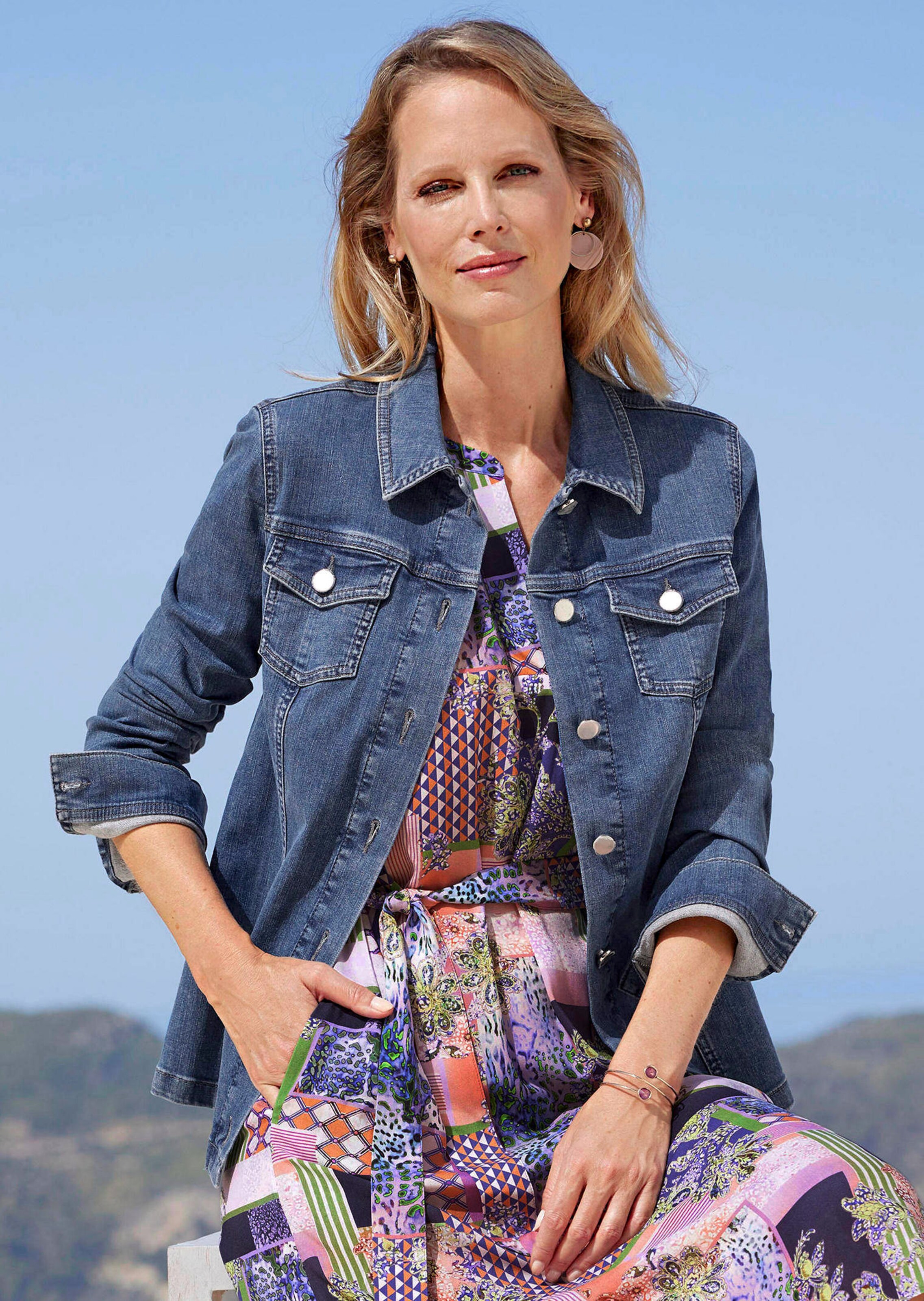 Zeitlose Jeansjacke mit tollen Details thumbnail 7