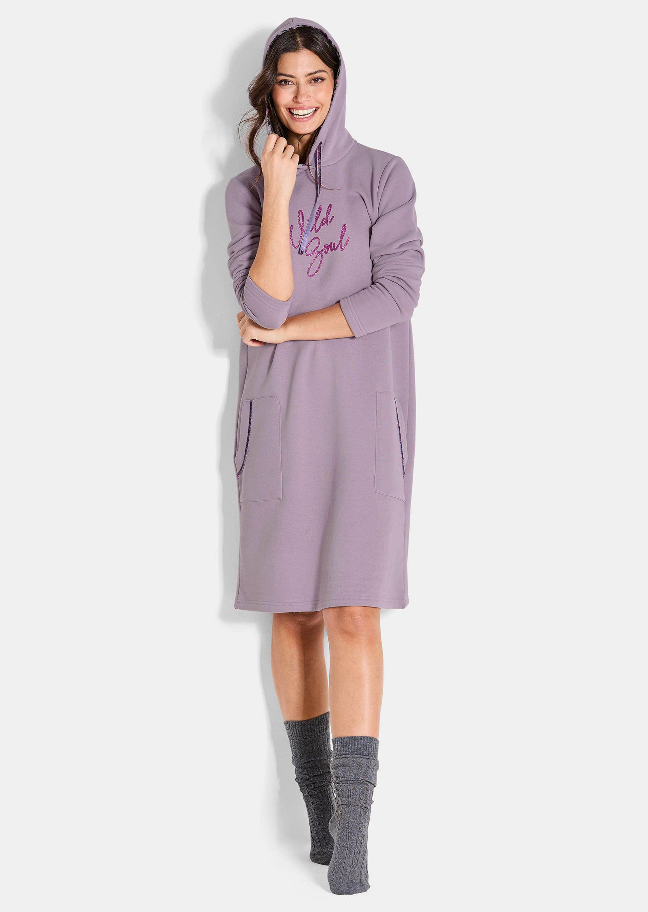 Lässiges Sweatkleid mit Kapuze