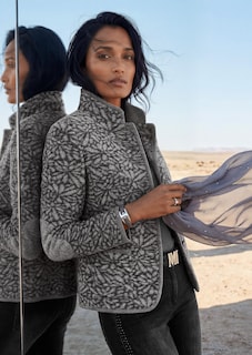 Short country-chic blazer thumbnail 1