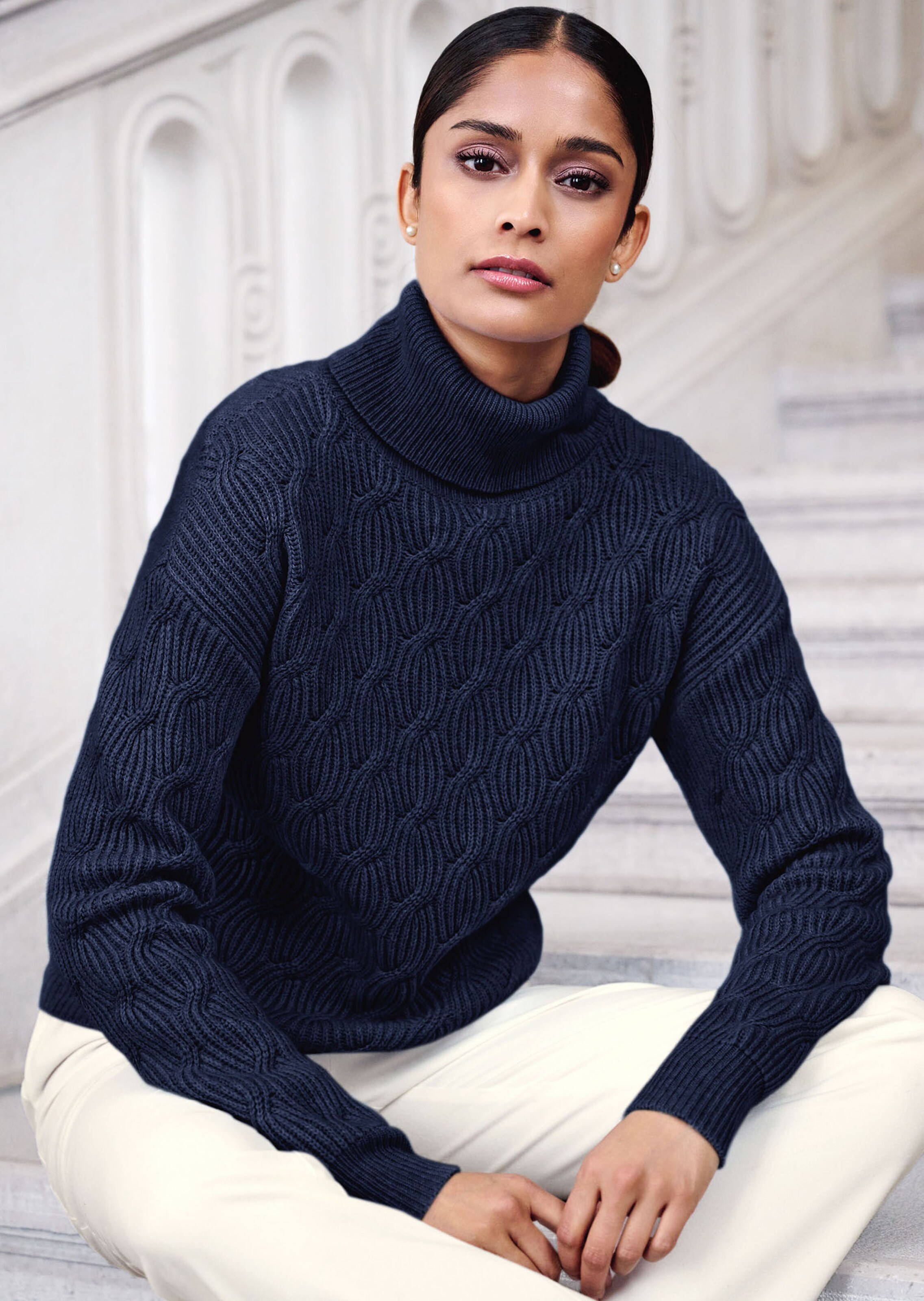 Pull torsadé en mix de laine vierge et cachemire