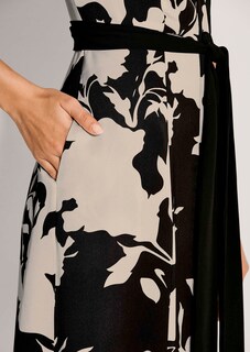 Midikleid mit floralem Print und Bindegürtel thumbnail 6