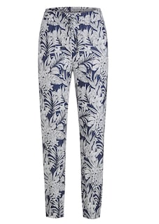 Comfortable joggers with a leaf print thumbnail 7