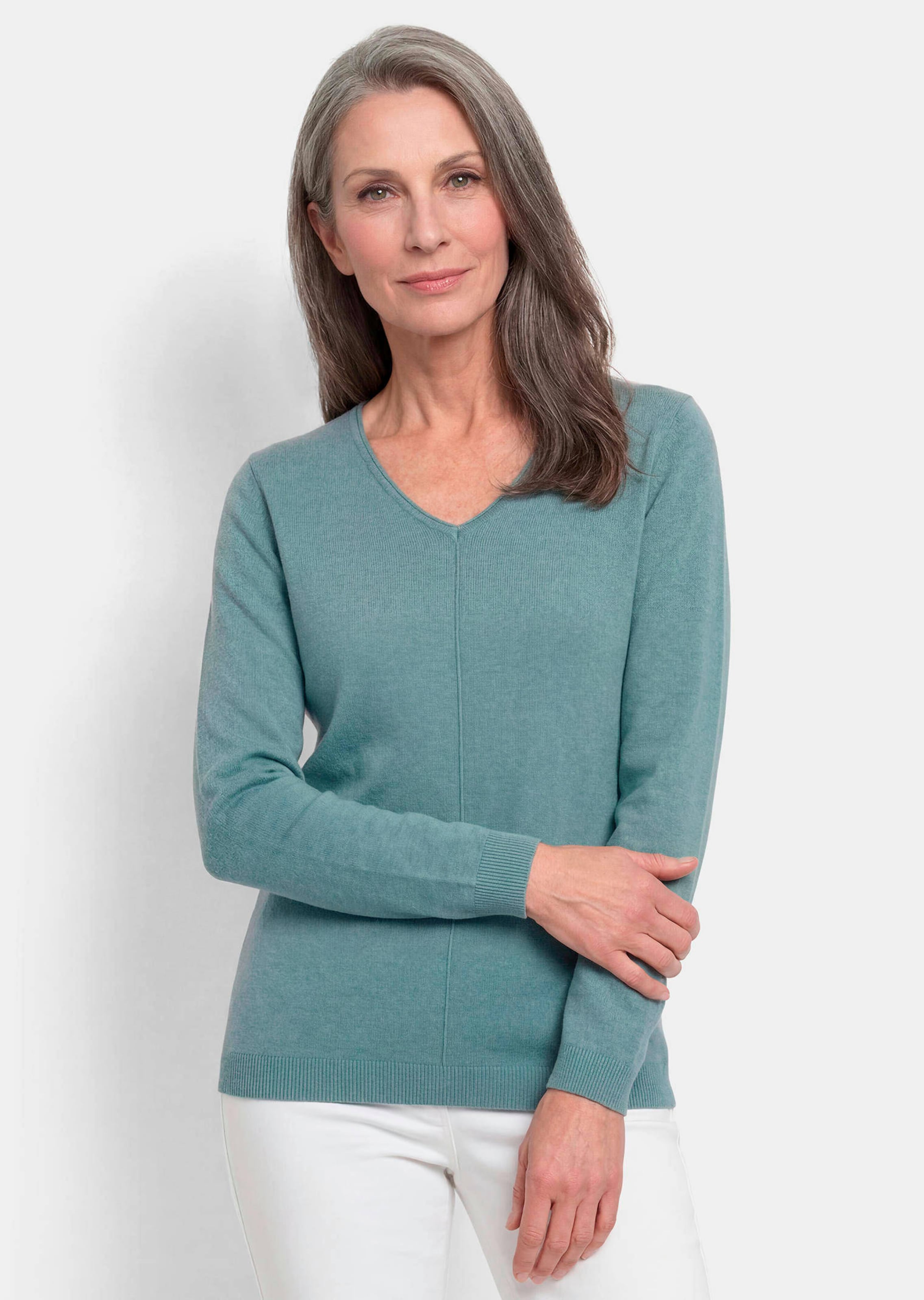 Pullover met een V-hals van COTTAMIRA