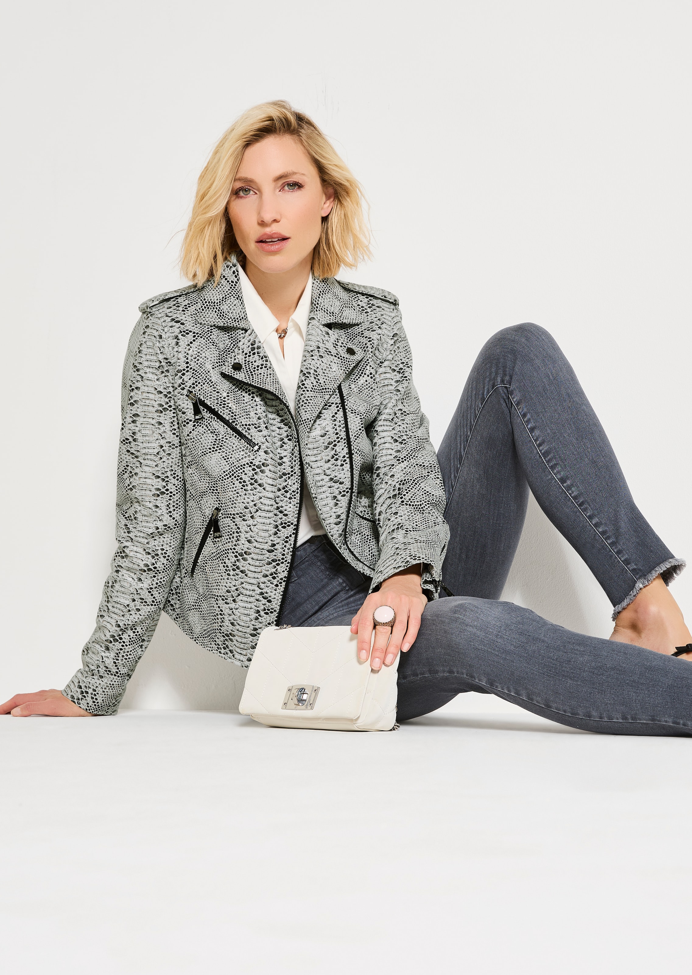 Veste. Cuir velours de chèvre