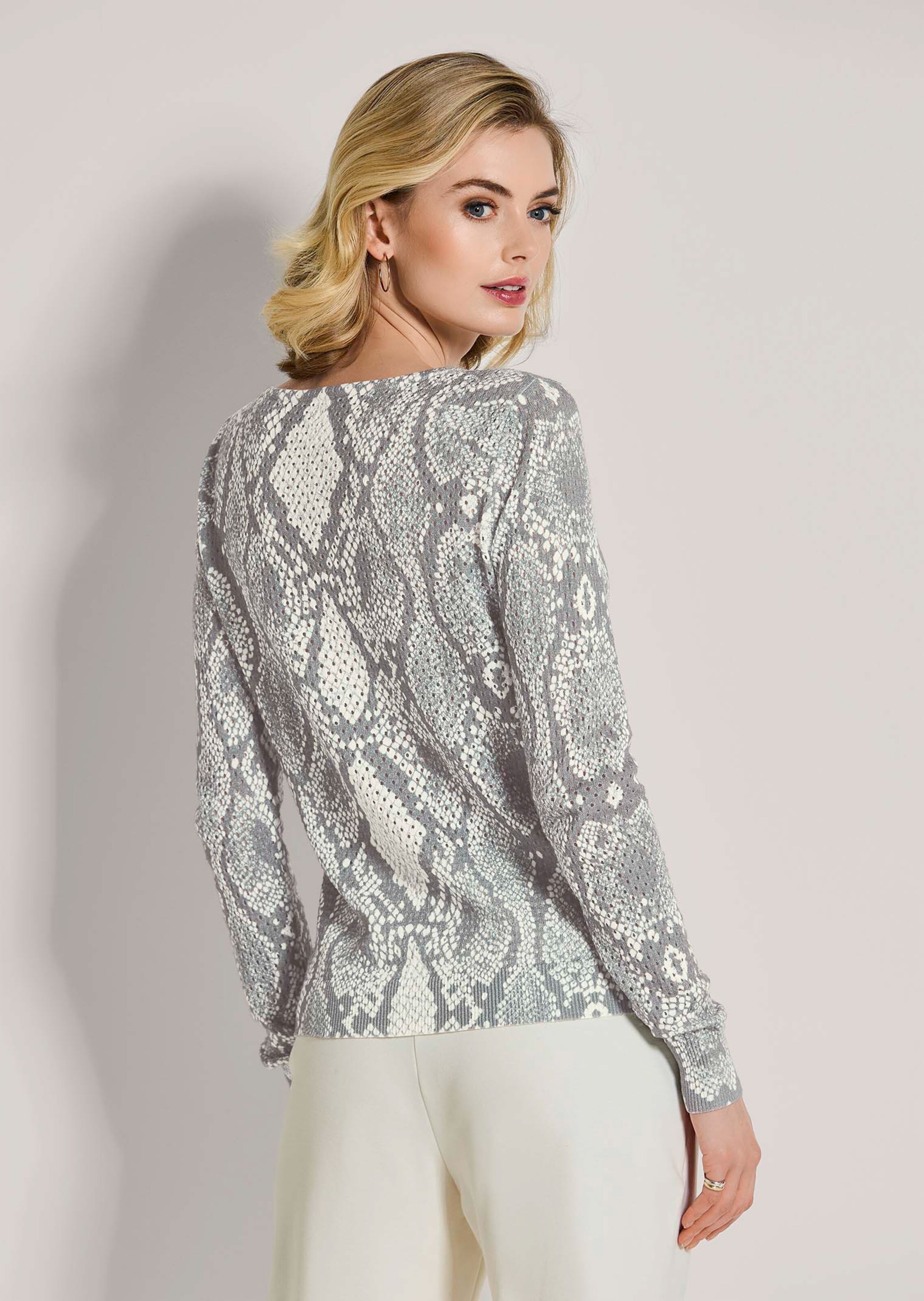 Ajour-Pullover mit Unikat-Print thumbnail 4