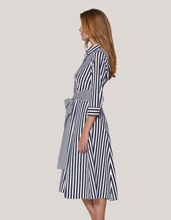 Gestreiftes Hemdblusenkleid mit Bindeschärpe thumbnail 5