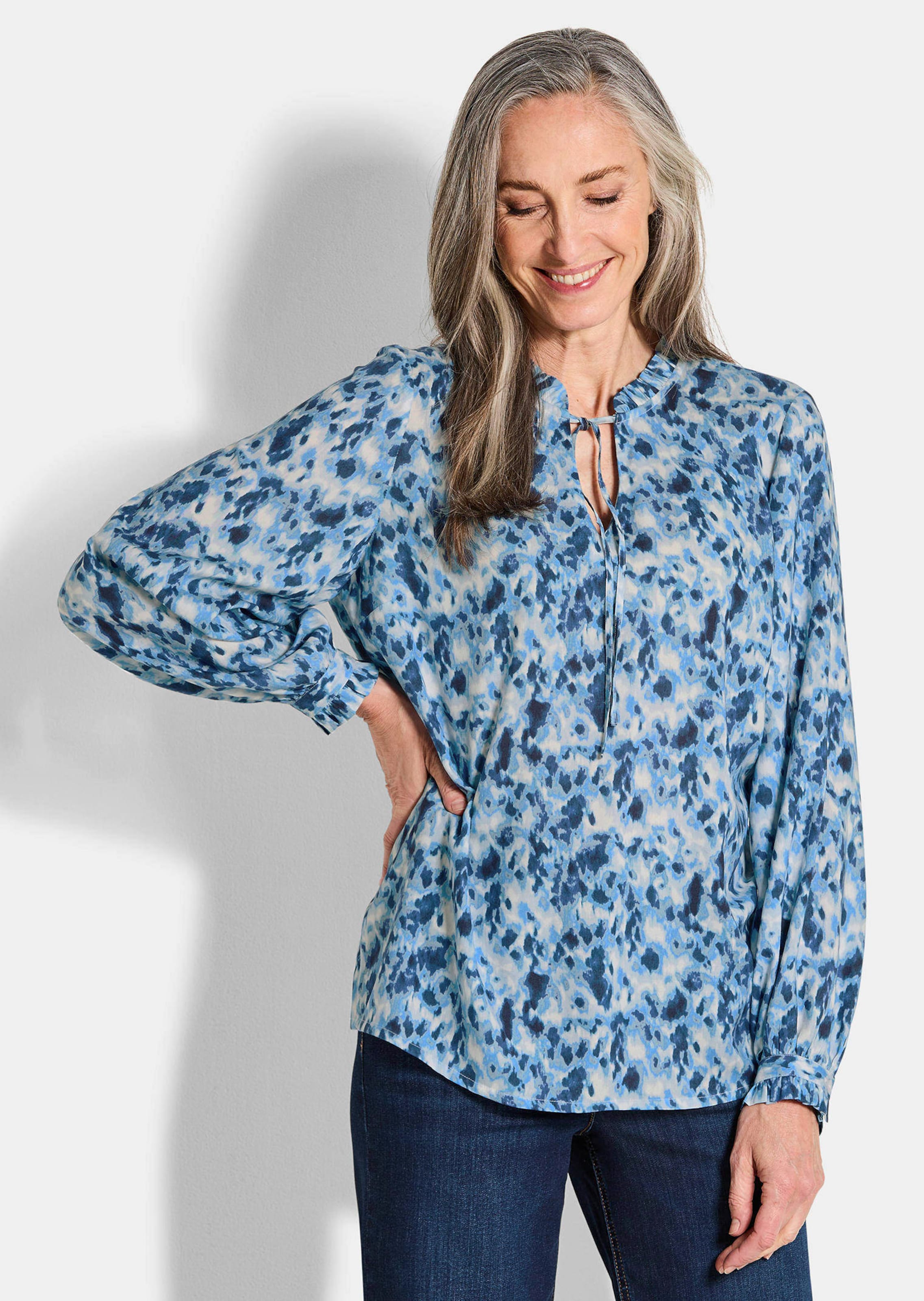 Blouse en viscose avec ruches raffinées