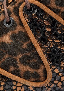 Stiefelette mit Animalprint und Metallic-Effekt thumbnail 3