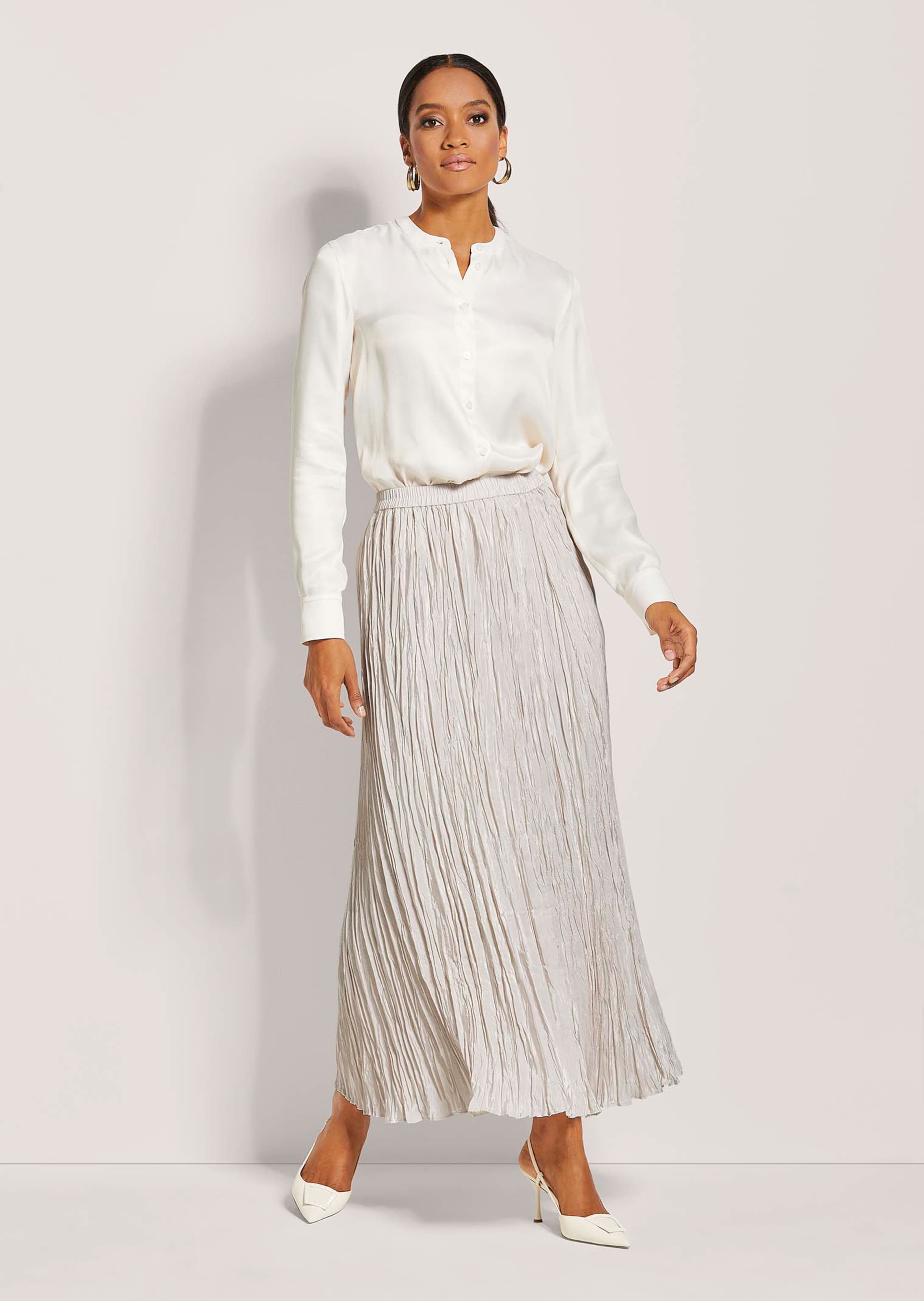Crinkle-pleated midi skirt thumbnail 3
