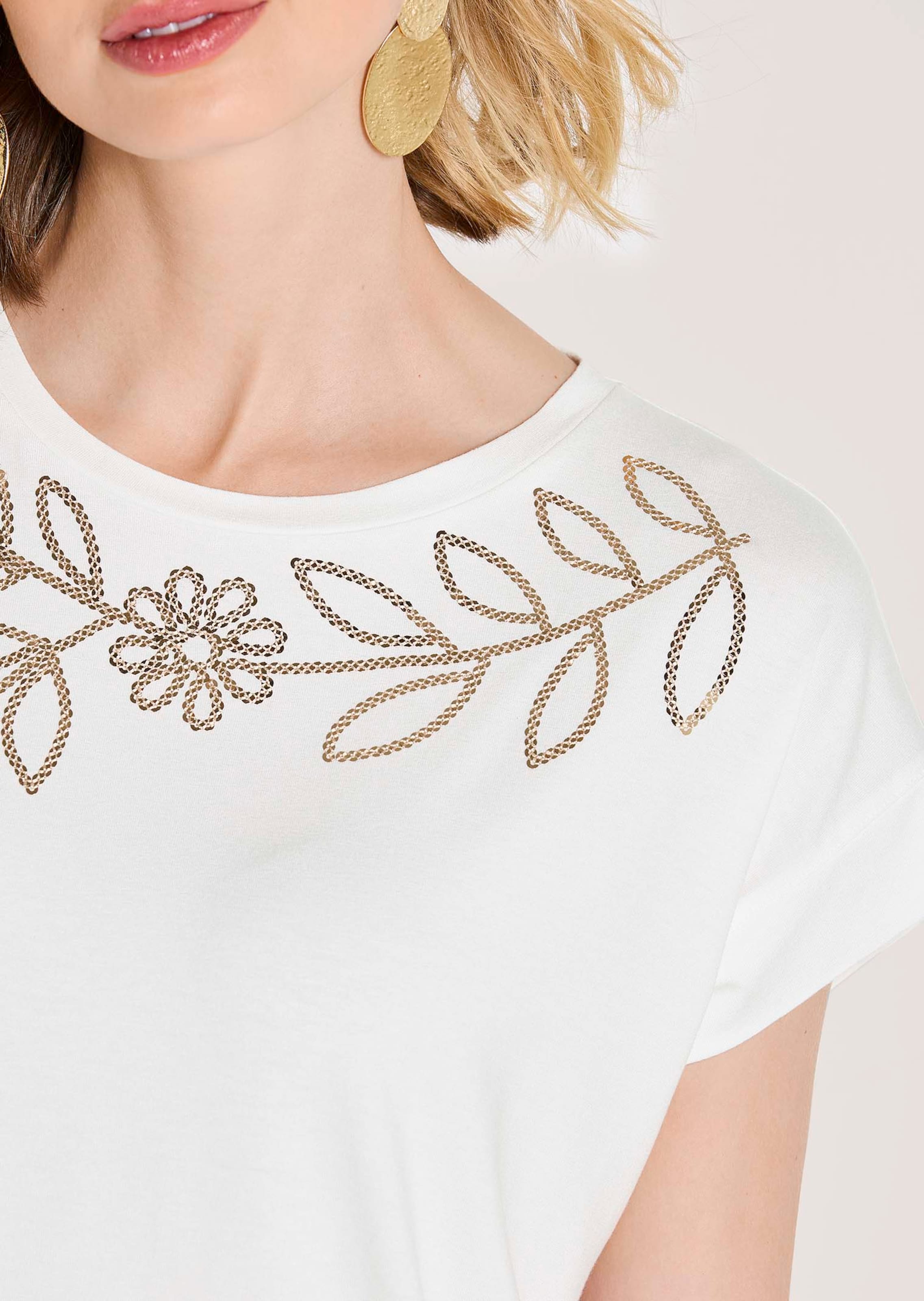 T-shirt avec motif en sequins thumbnail 6