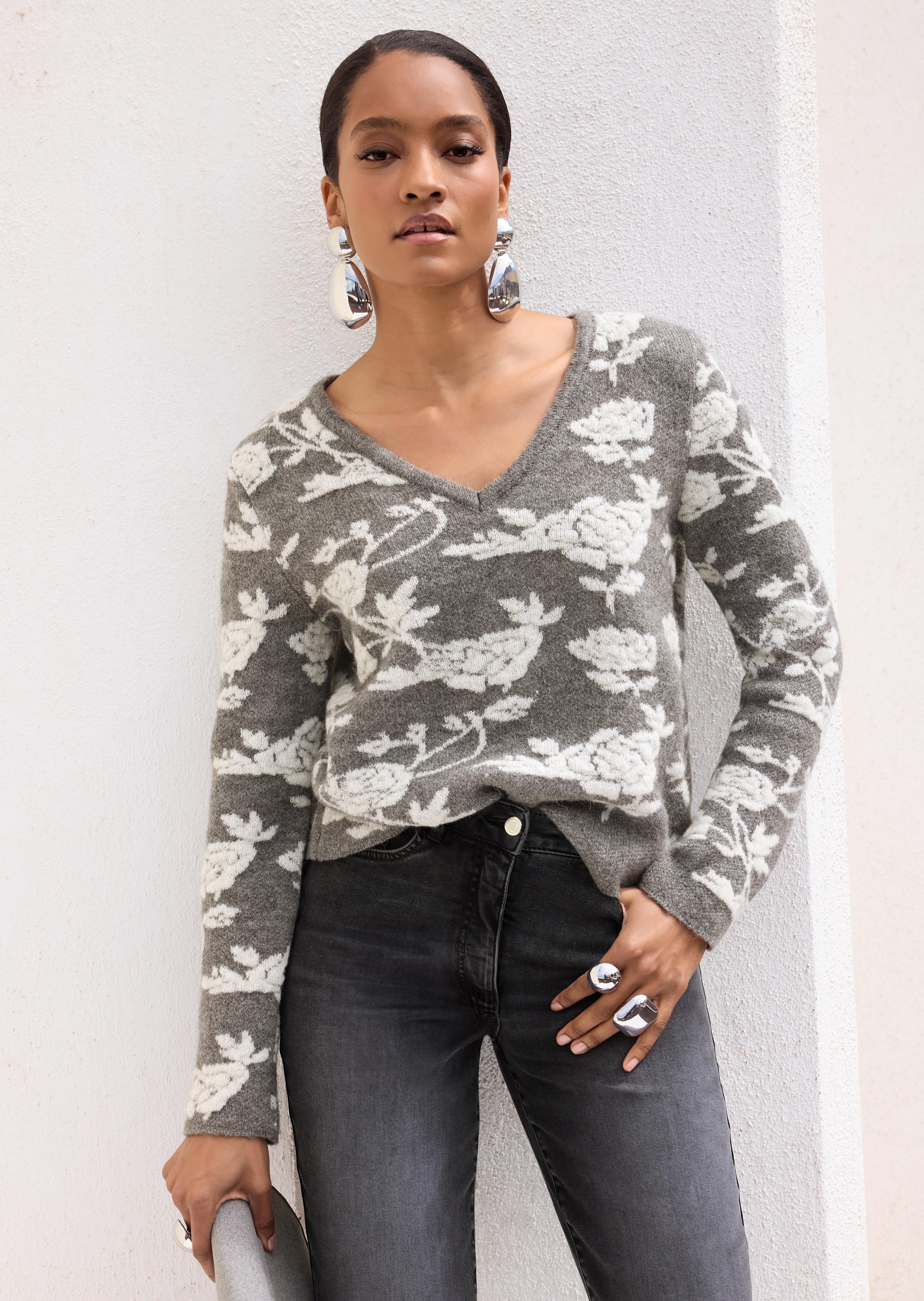 Pullover mit floralem Jacquard-Muster