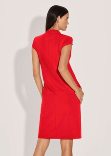 Robe thumbnail 4