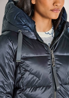 Wattierte Steppjacke mit Kapuze thumbnail 6
