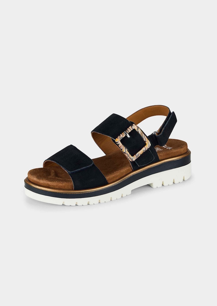 Sandalen mit dekorativer Zierschließe