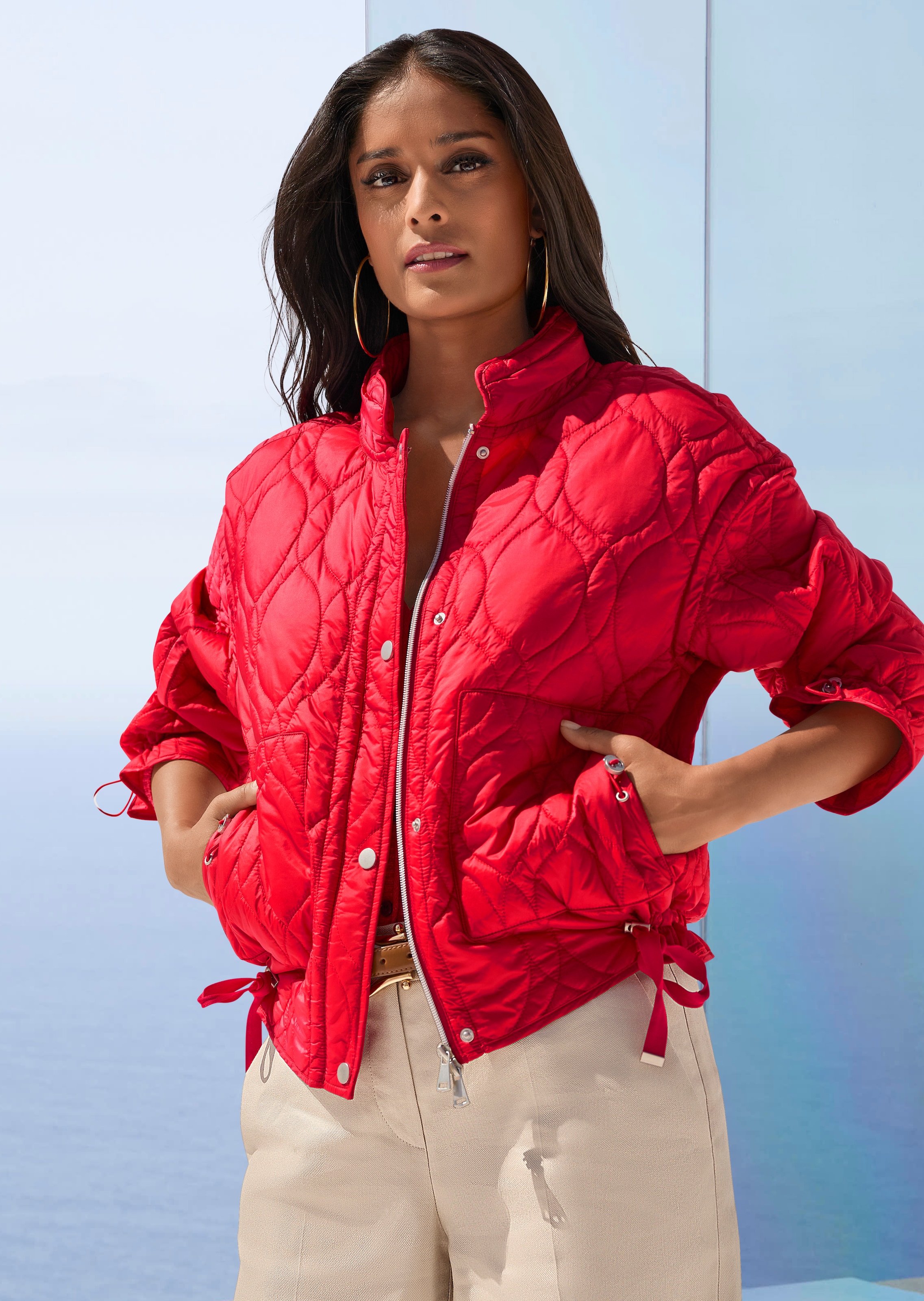 Jacke aus leicht wattiertem Sommer-Stepp