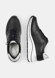 Sneakers met schokabsorberende zool thumbnail 2