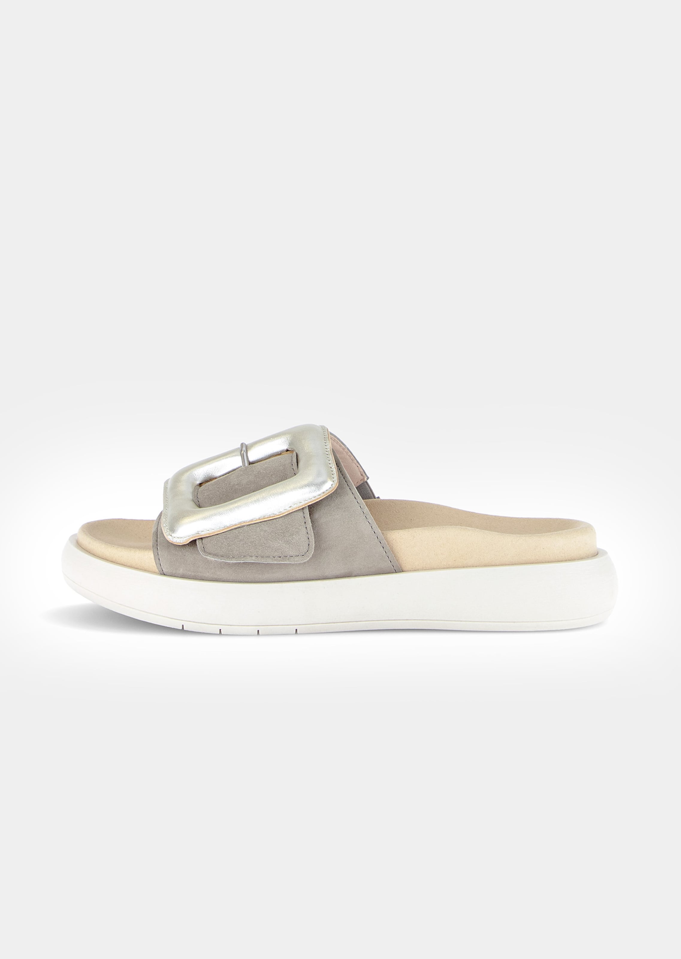 Mules en cuir à grande boucle