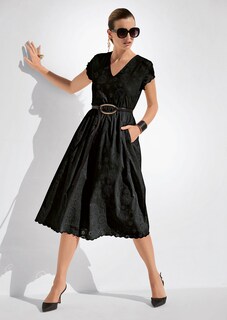 Robe thumbnail 1
