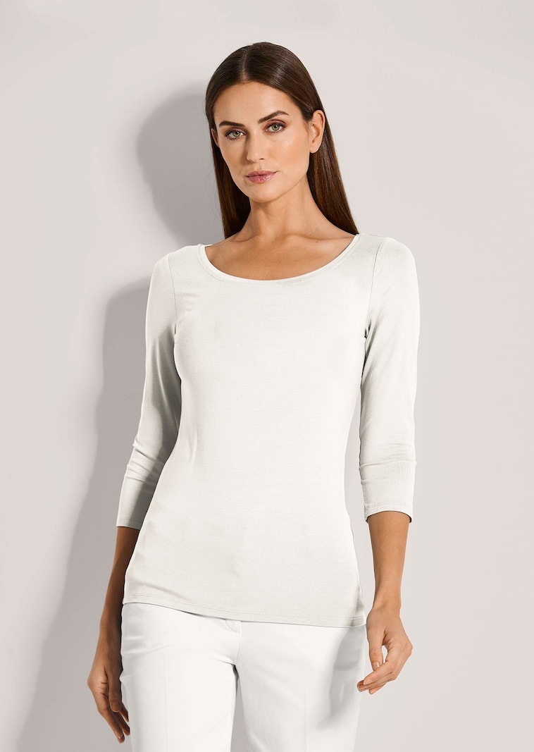 Shirt mit U-Boot-Ausschnitt
