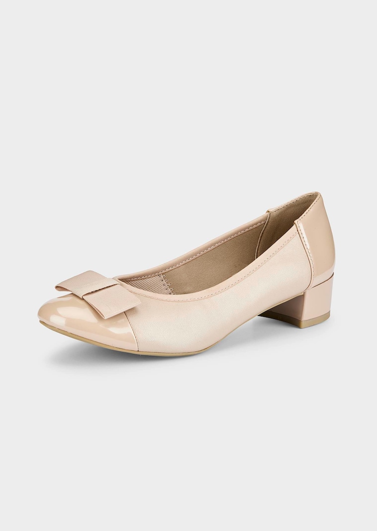 Pumps mit eleganter Schleife