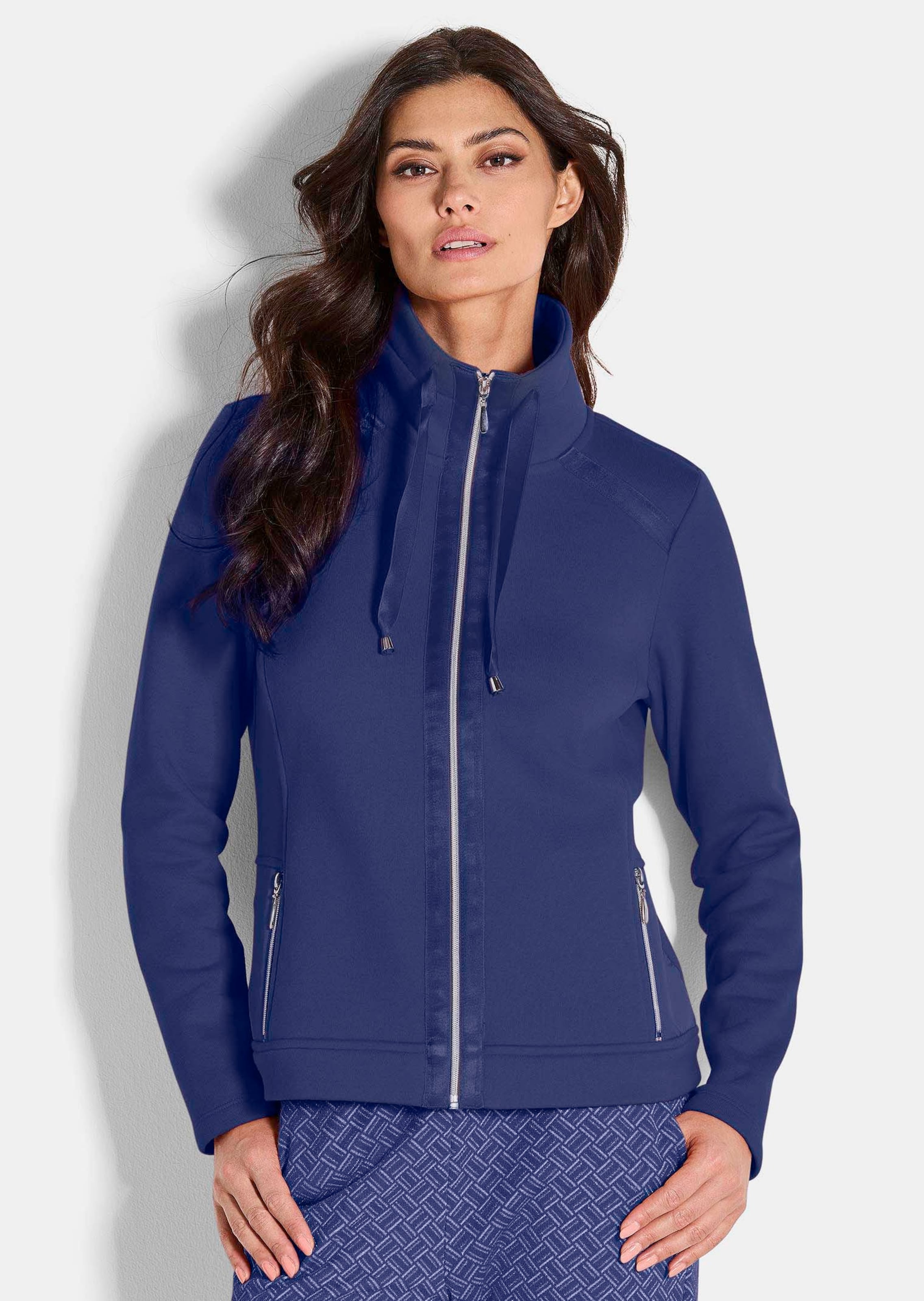 Schwere Sweatjacke mit Bändern