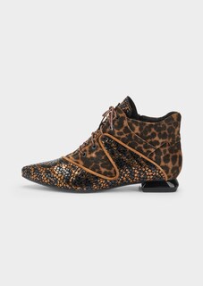 Stiefelette mit Animalprint und Metallic-Effekt thumbnail 4