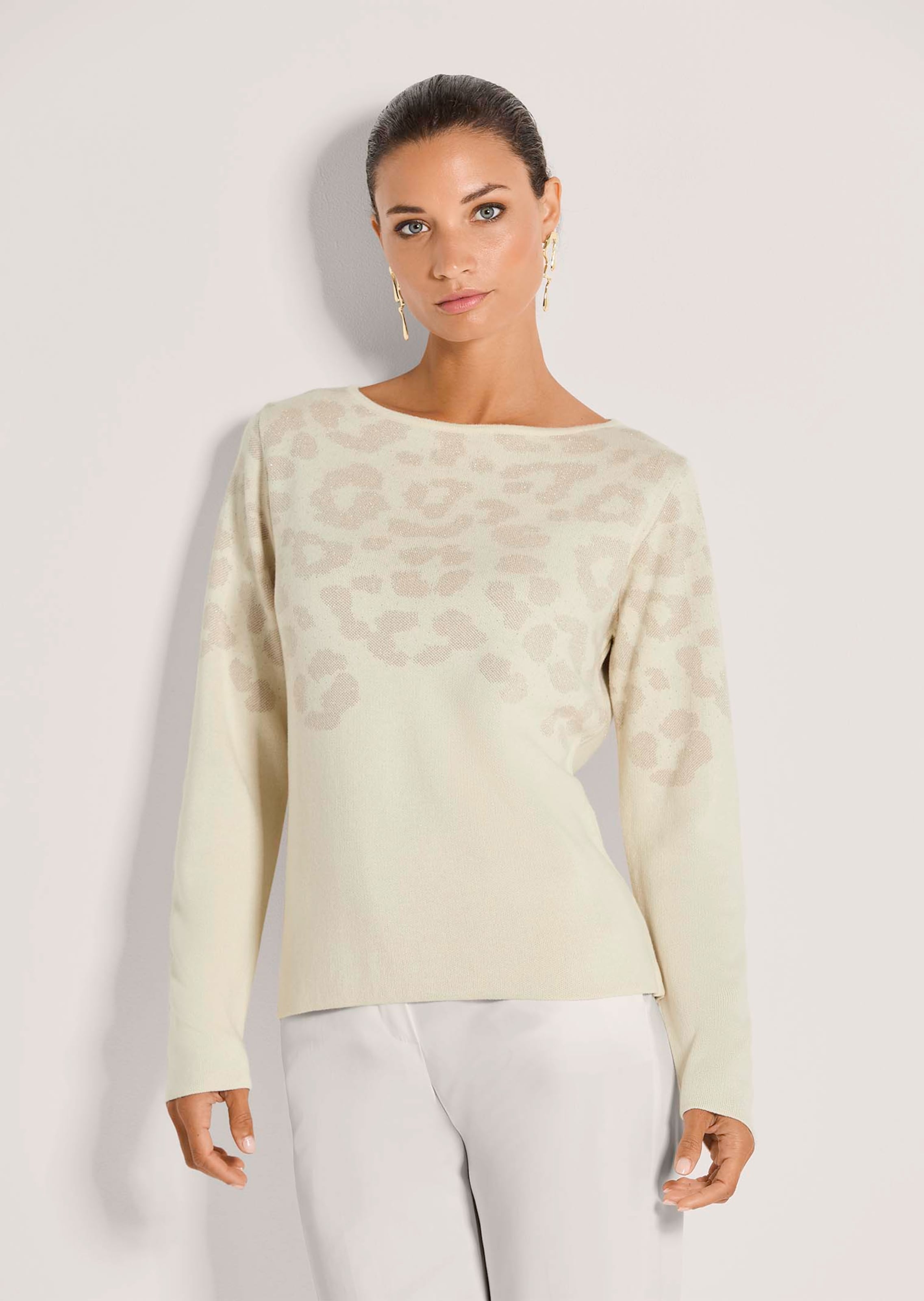 Jacquardpullover mit Leomuster und Effektgarn