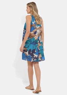 Sleeveless casual dress with a round neckline thumbnail 2