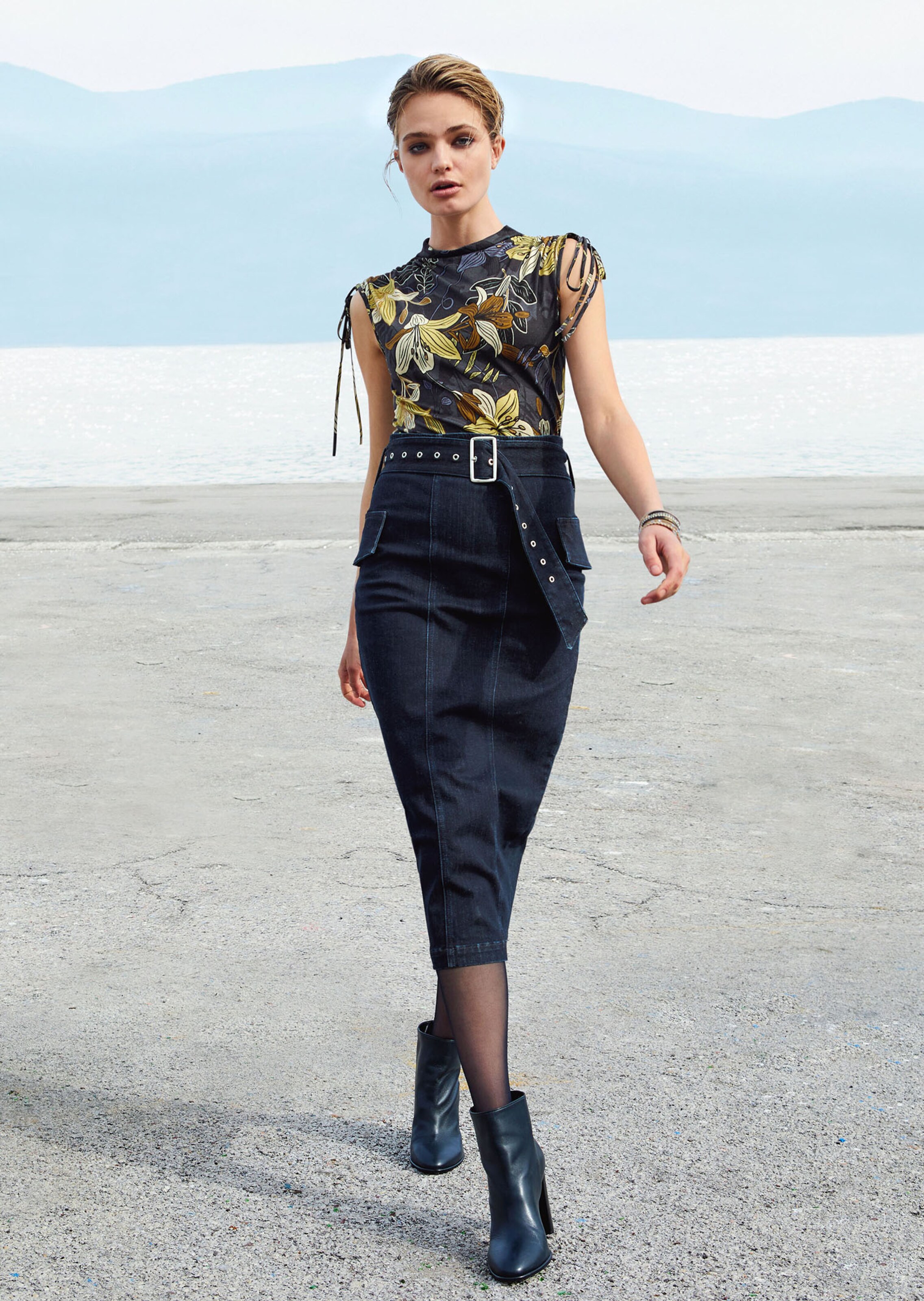 T-shirt avec motif floral