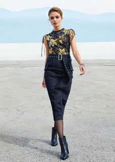 T-shirt avec motif floral thumbnail 1
