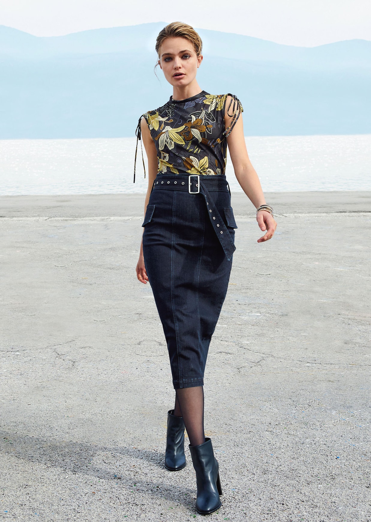 T-shirt avec motif floral