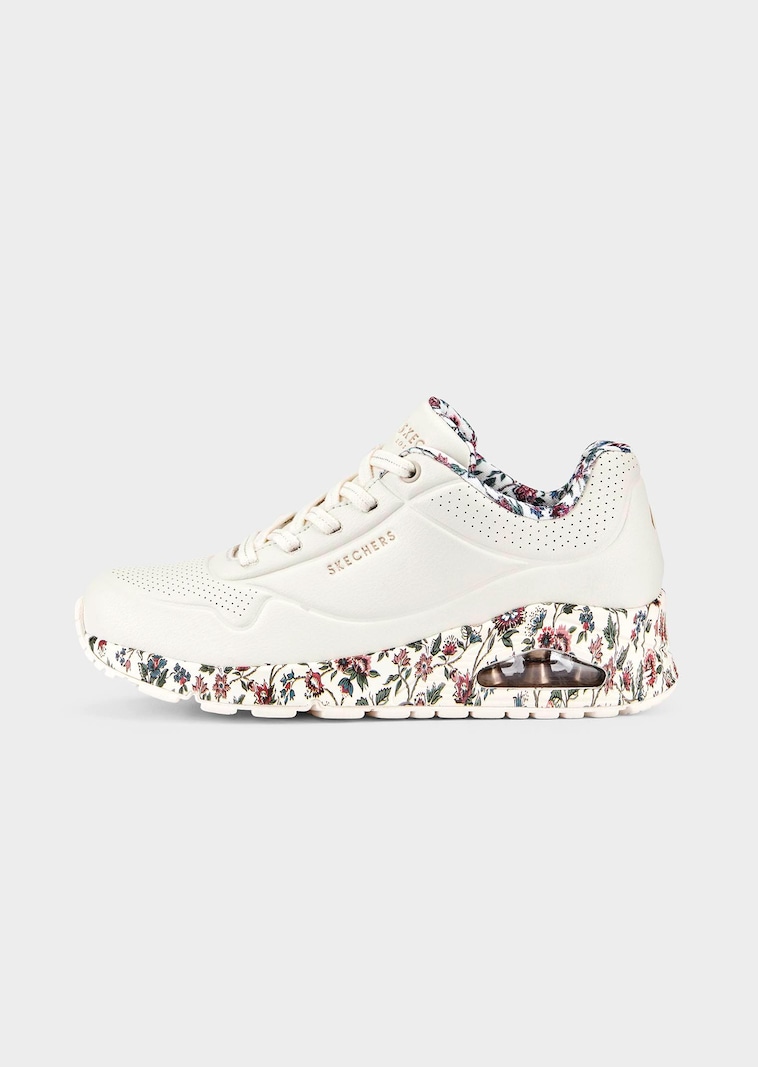 Sneaker mit Memory Foam