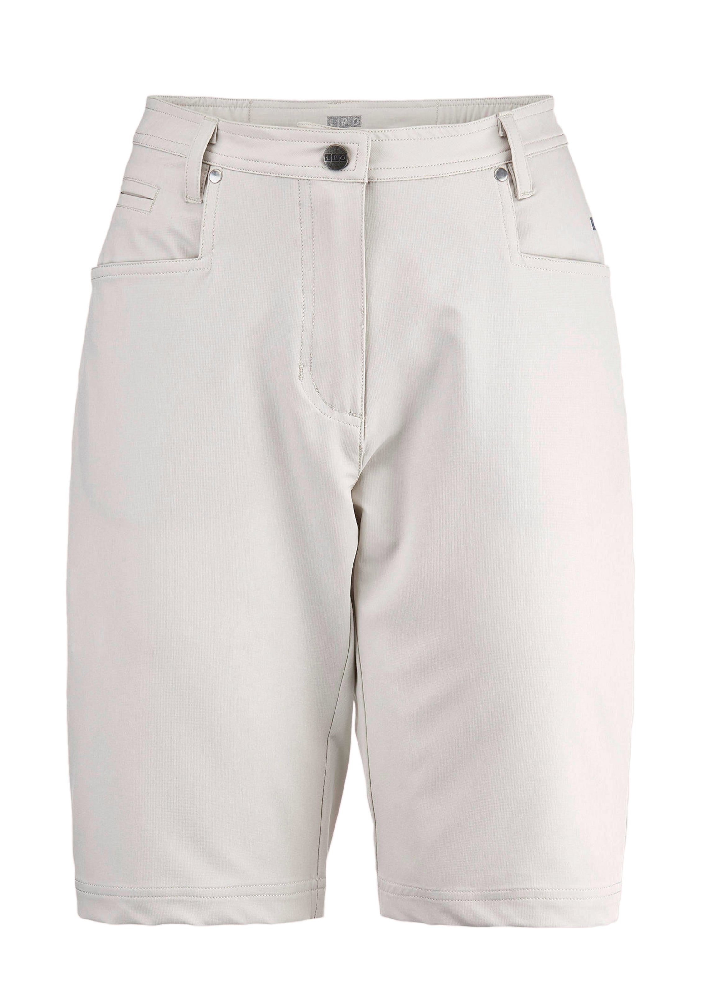 Bermuda aus Active-Stretch-Material