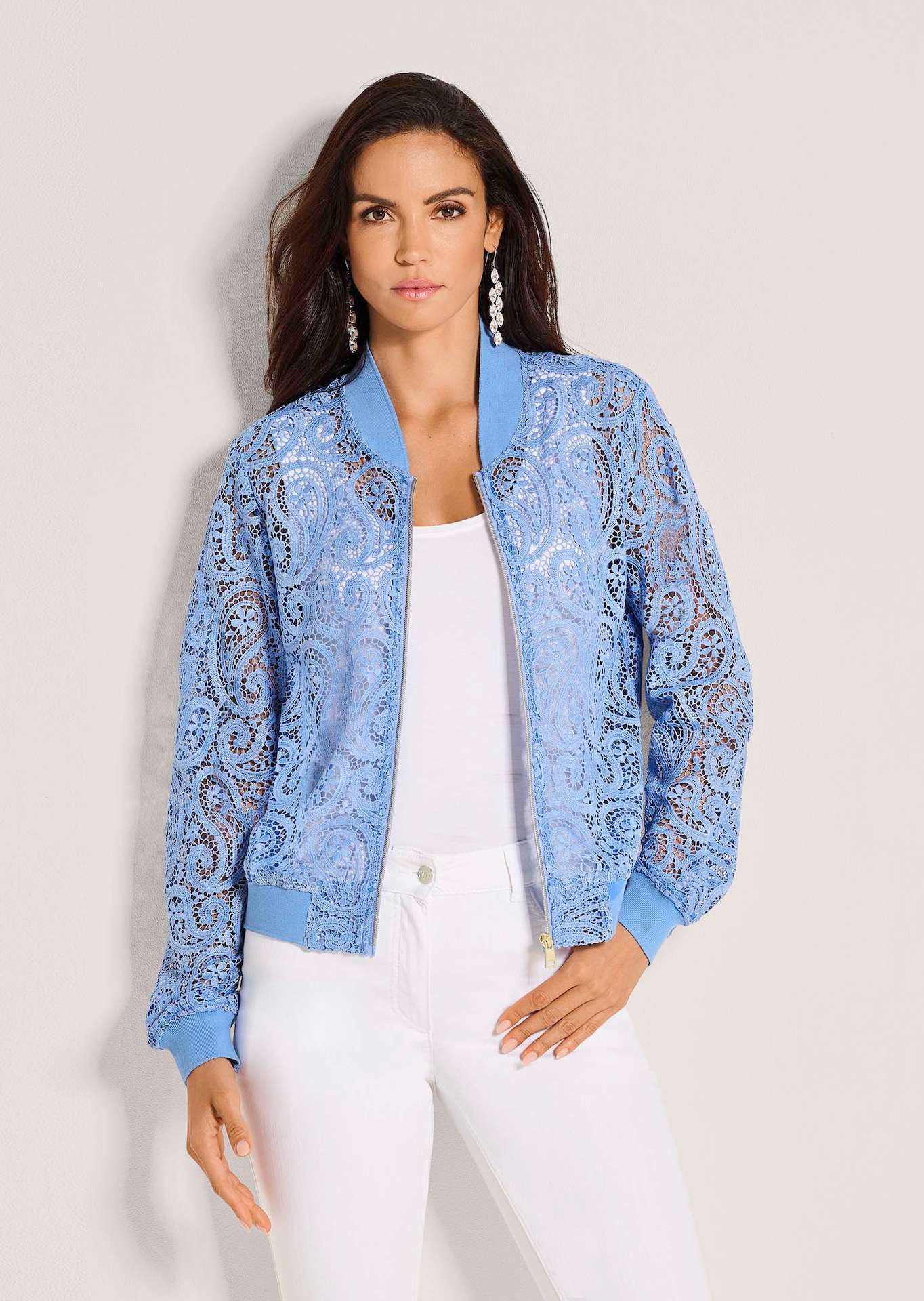 Blouson en dentelle