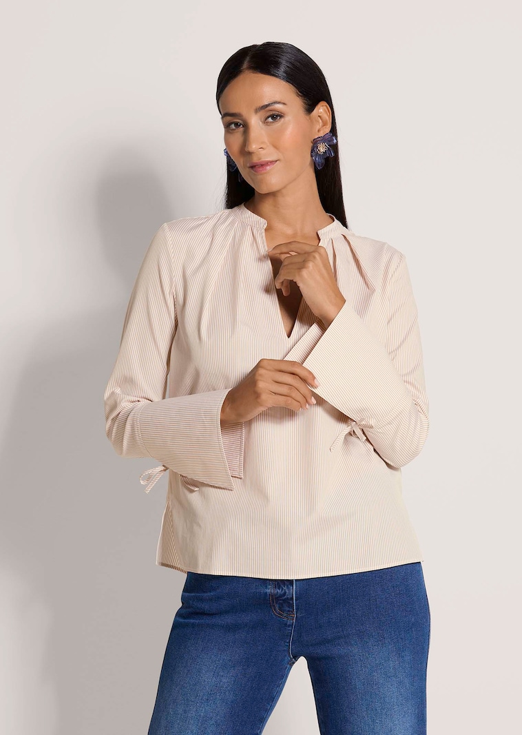 Gestreifte Baumwollbluse mit breiten Manschetten
