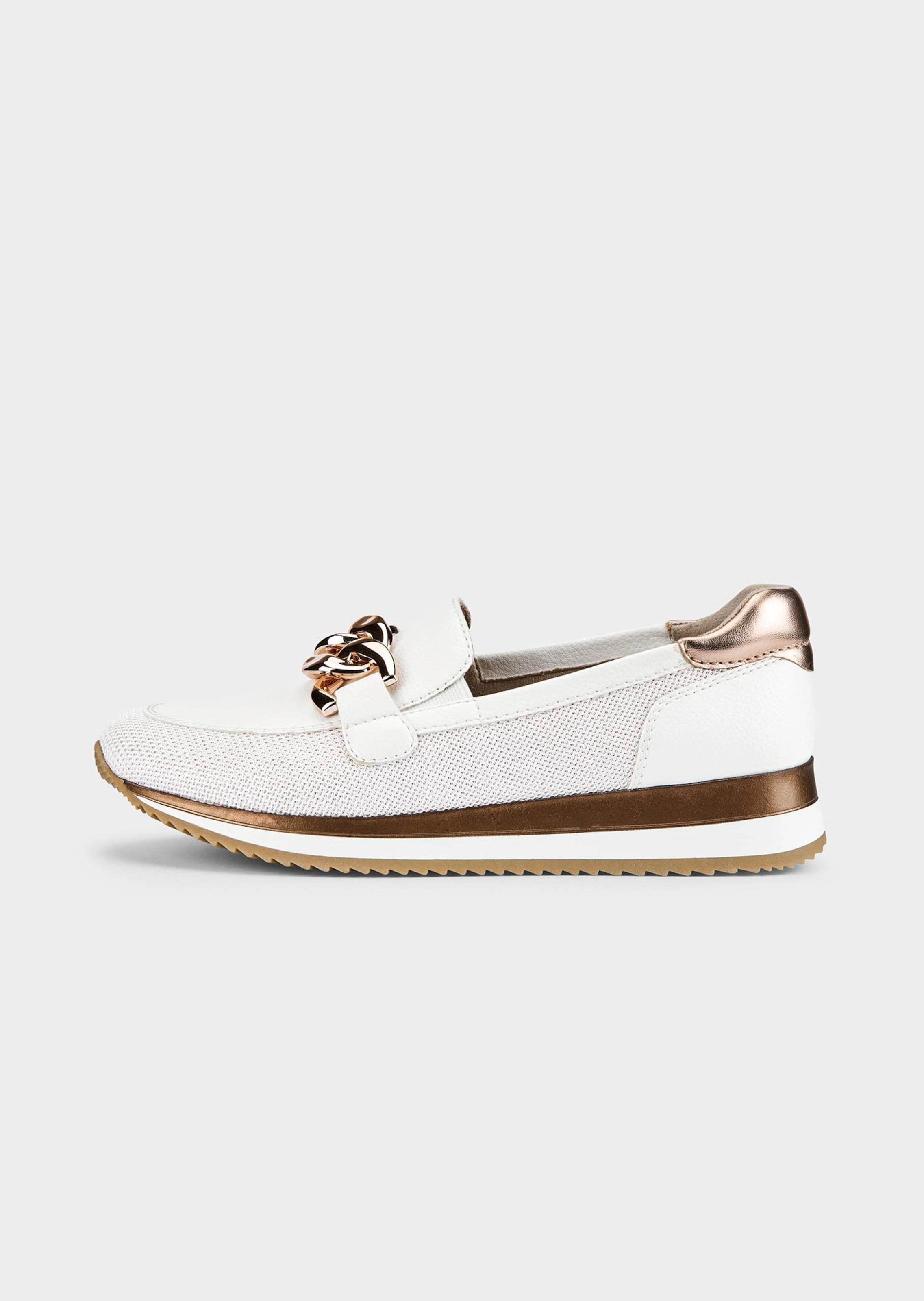 Slipper mit edlem Zierelement
