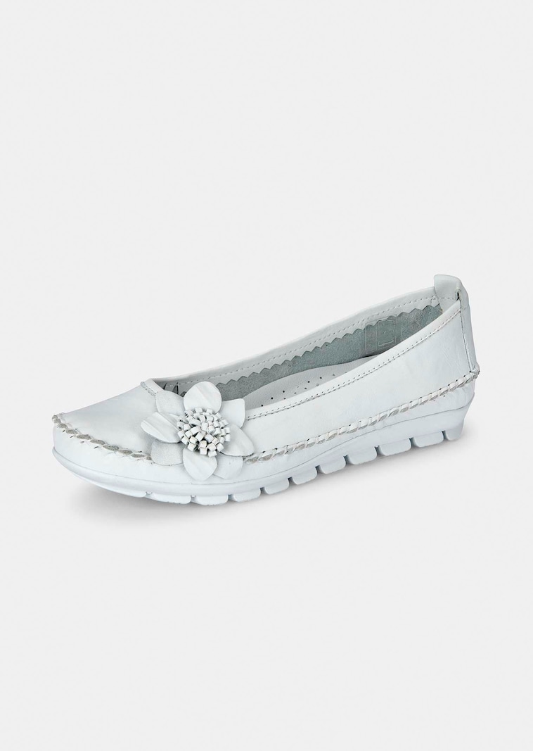 Ballerina aus Leder mit Blumenornament
