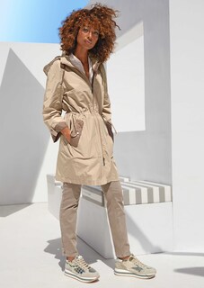 Parka thumbnail 1
