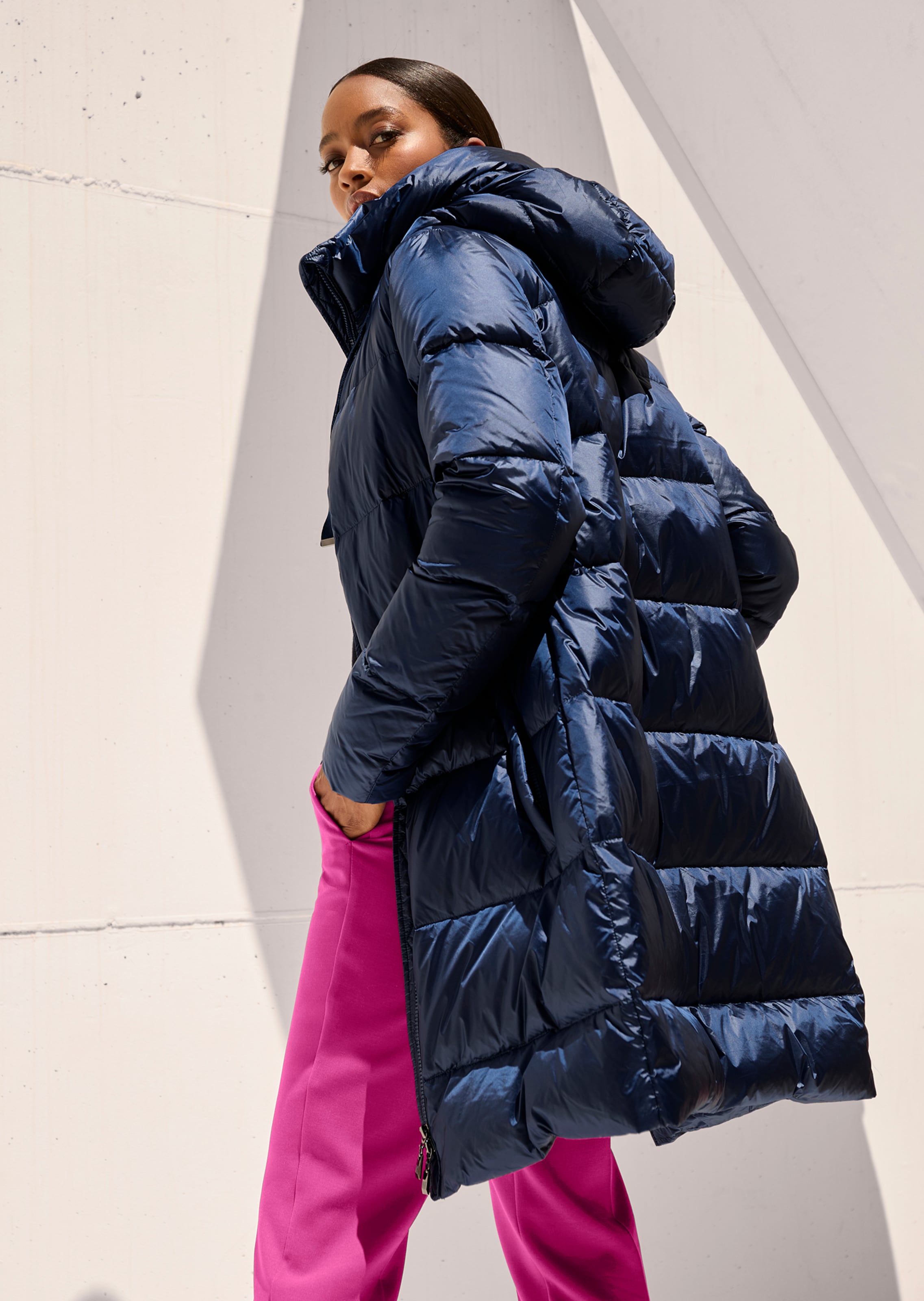Daunen-Steppjacke mit Kapuze