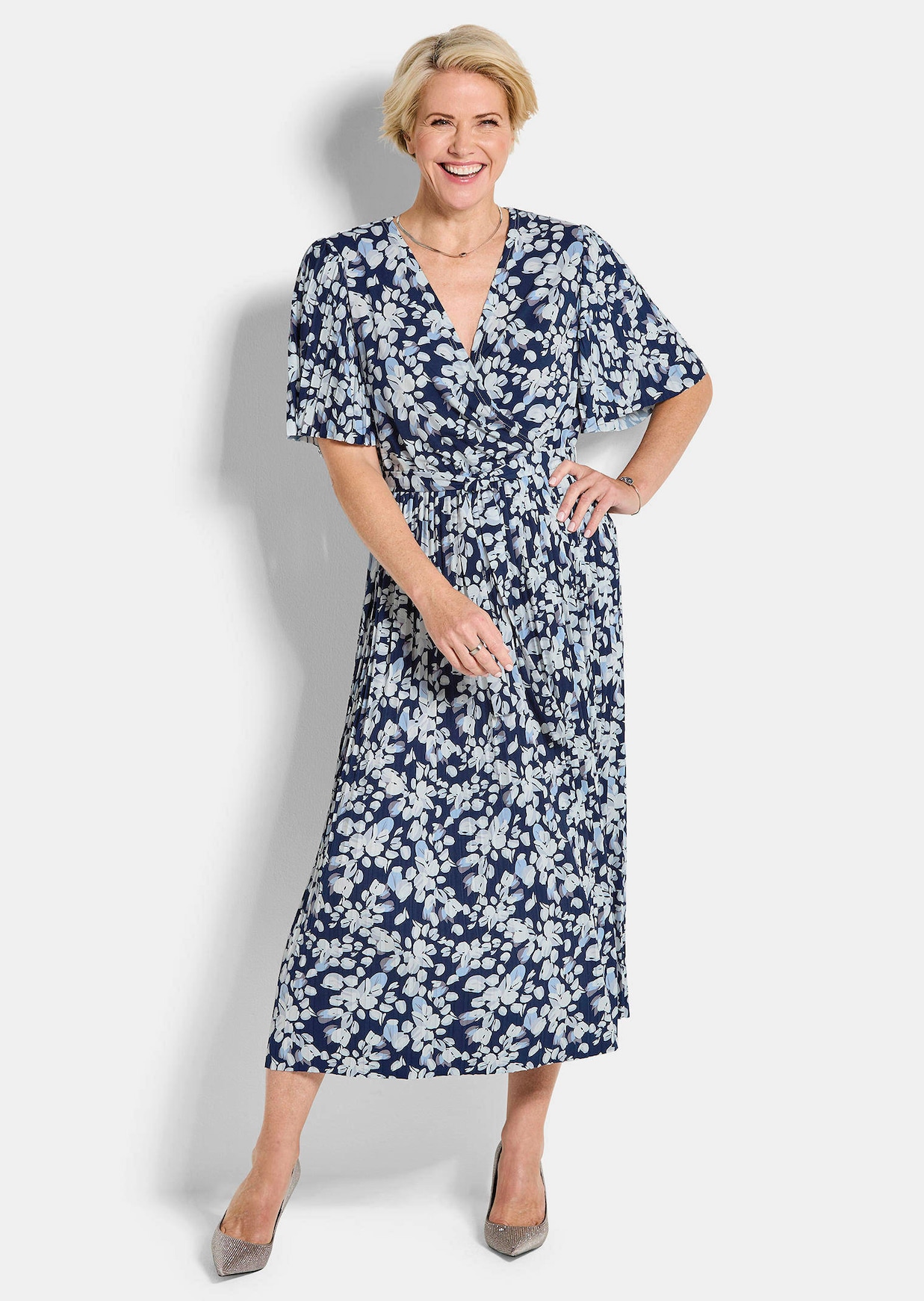 Robe plissée élégante, style cache-cœur