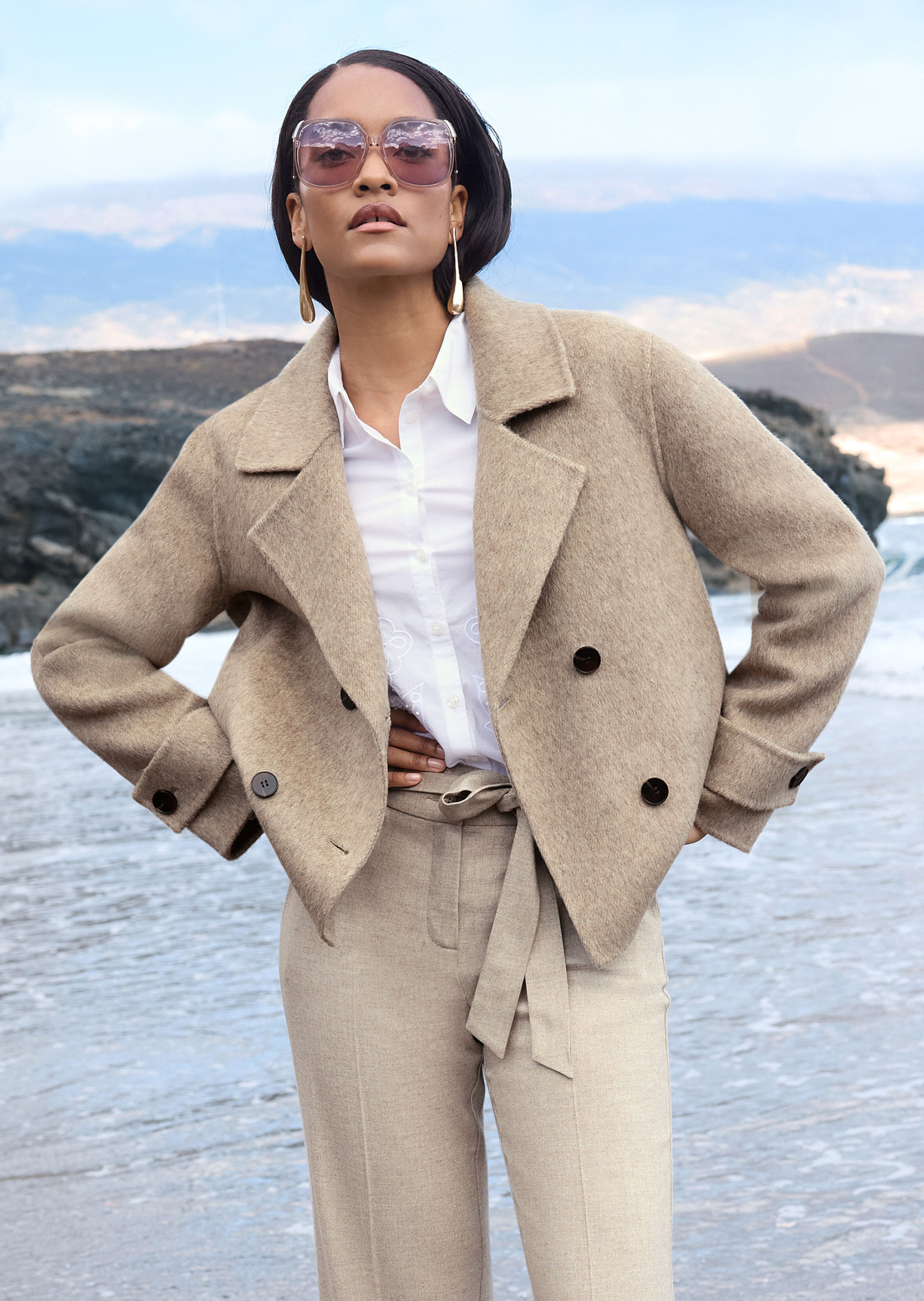 Peacoat made from a high-quality wool blend